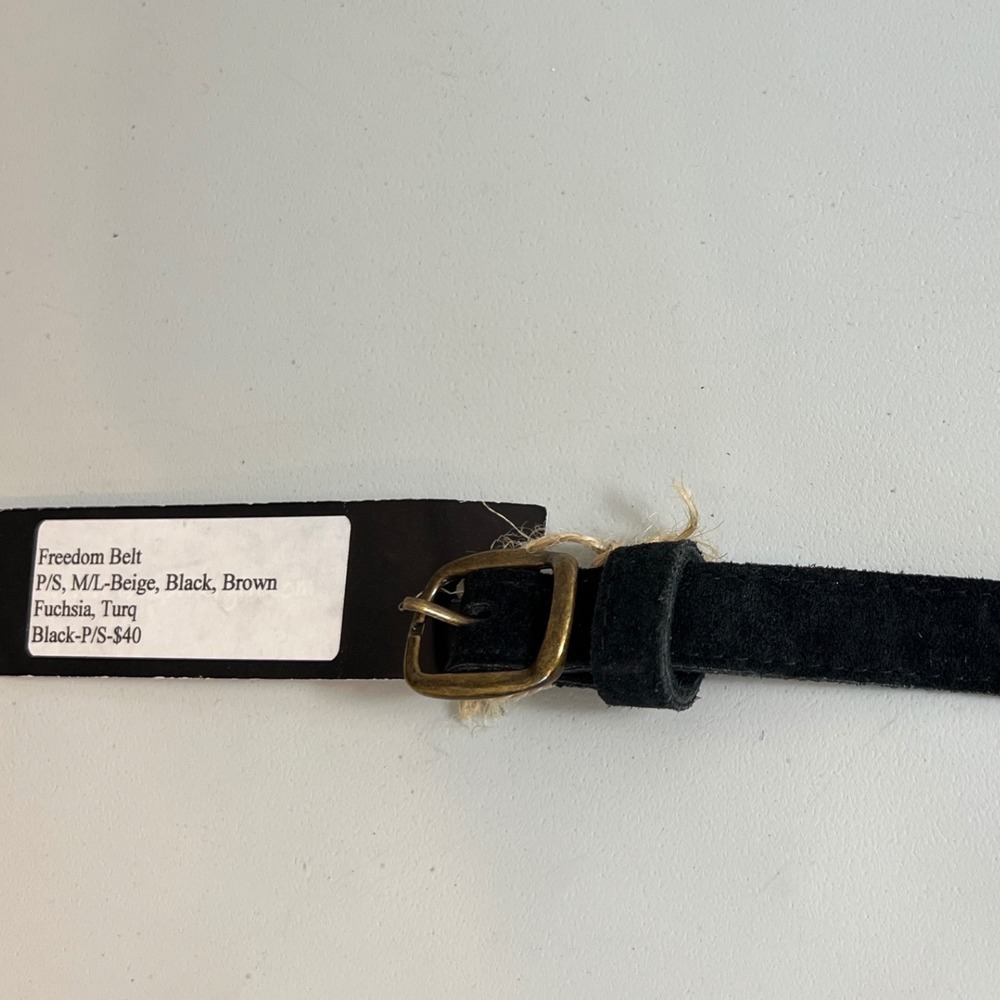 Womens Belt Black Suede Studded Leather Skinny Boho size small western rodeo NEW - Picture 5 of 7